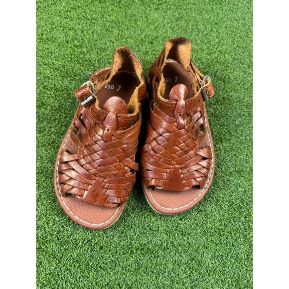 Kids Brown Leather Huarache Sandals Size 7 Woven‎ Buckle Strap Shoes - Picture 6 of 7